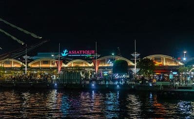 Asiatique The Riverfront