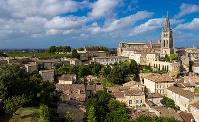 Saint-Emilion Day Trip with Sightseeing Tour & Wine Tastings from Bordeaux