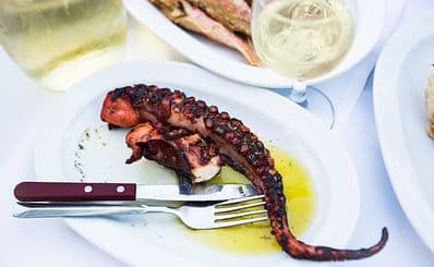 Taverna Axiotissa (Kastraki)