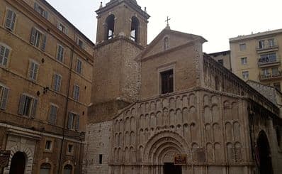 Chiesa Santa Maria Della Piazza