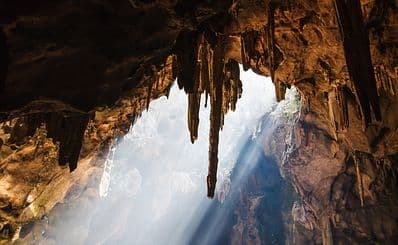 Drakos Cave