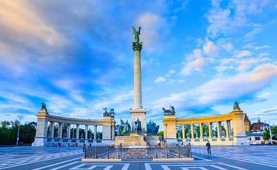 Heroes' Square