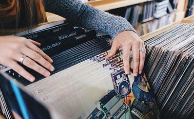 Loop Bar & Records