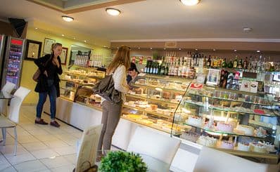Gara Confectionery (Kálvin Square)