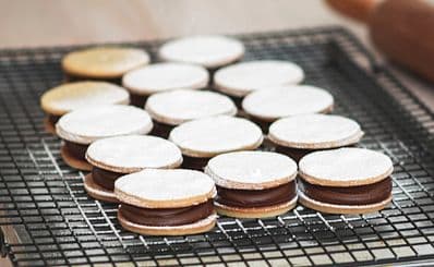 Melly's Cookies Bar